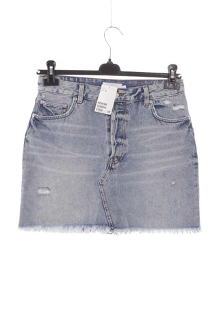 Jasnoniebieska spodniczka mini H&M z przetarciami