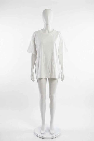 Damski biały T-shirt o klasycznym kroju