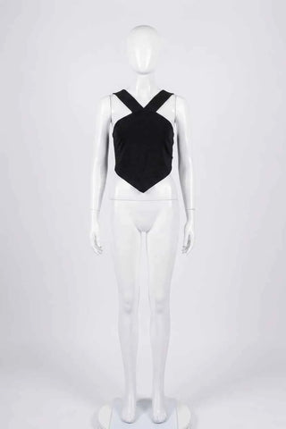 Czarny top halter z asymetrycznym dołem