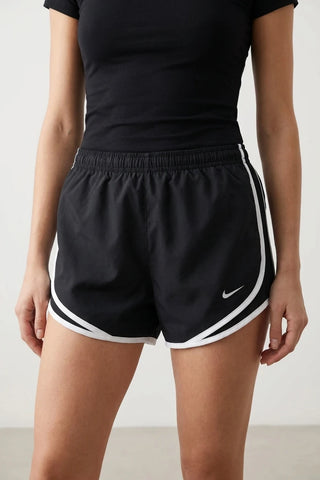 Damskie czarne szorty Nike do biegania