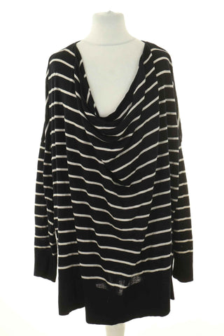 Sweter paski