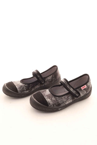 Buty szare błyszczace
