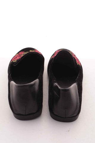 Buty haftowane