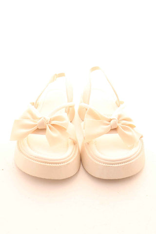 Buty kremowe