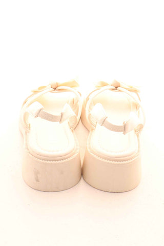Buty kremowe