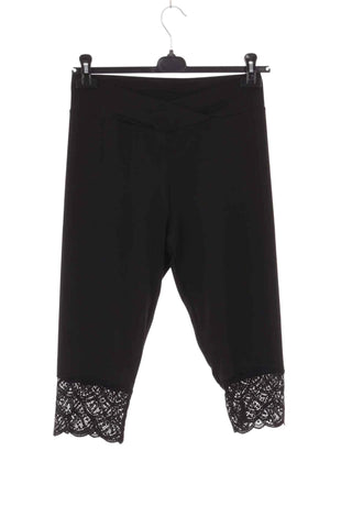 Damskie legginsy 3/4 z koronką i pasem crossover